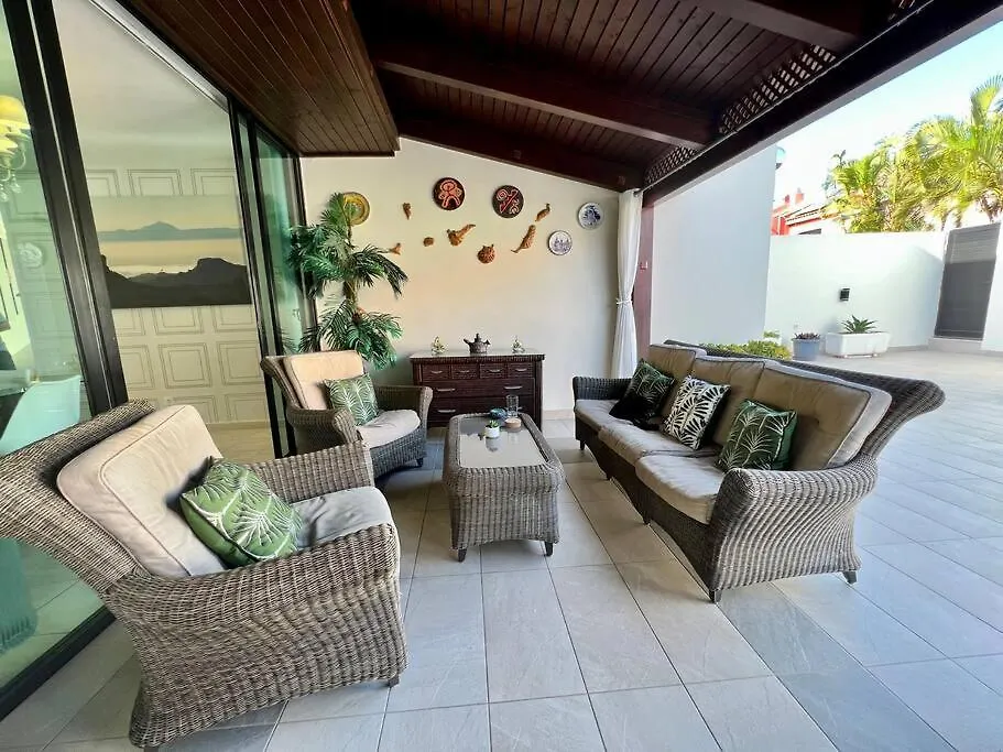 Beautiful 3-Bedroom House In Sonnenland San Bartolome de Tirajana  San Bartolome de Tirajana (Gran Canaria)