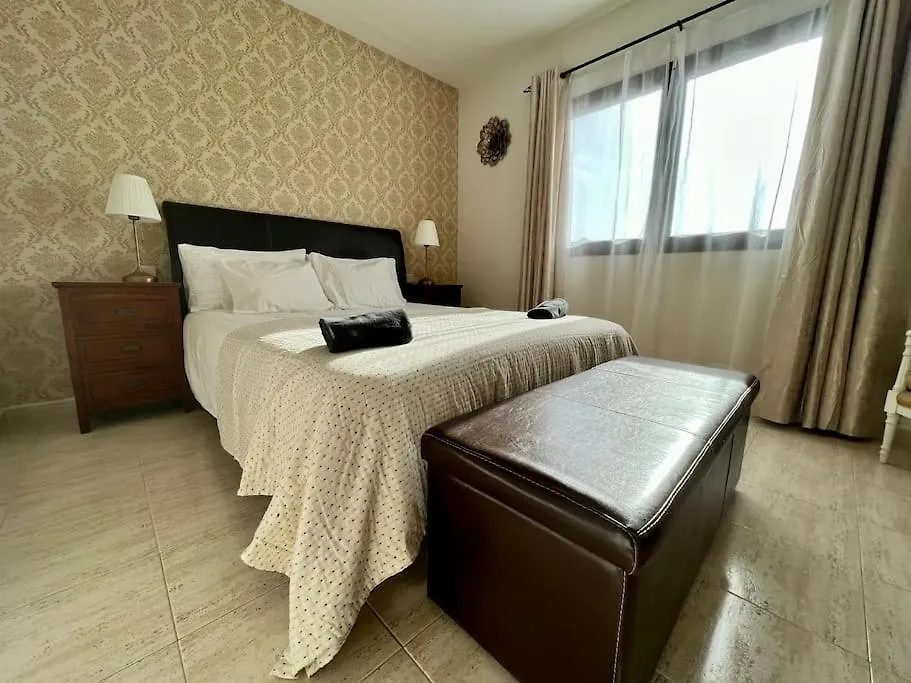 Beautiful 3-Bedroom House In Sonnenland San Bartolome de Tirajana  0*, San Bartolome de Tirajana (Gran Canaria)