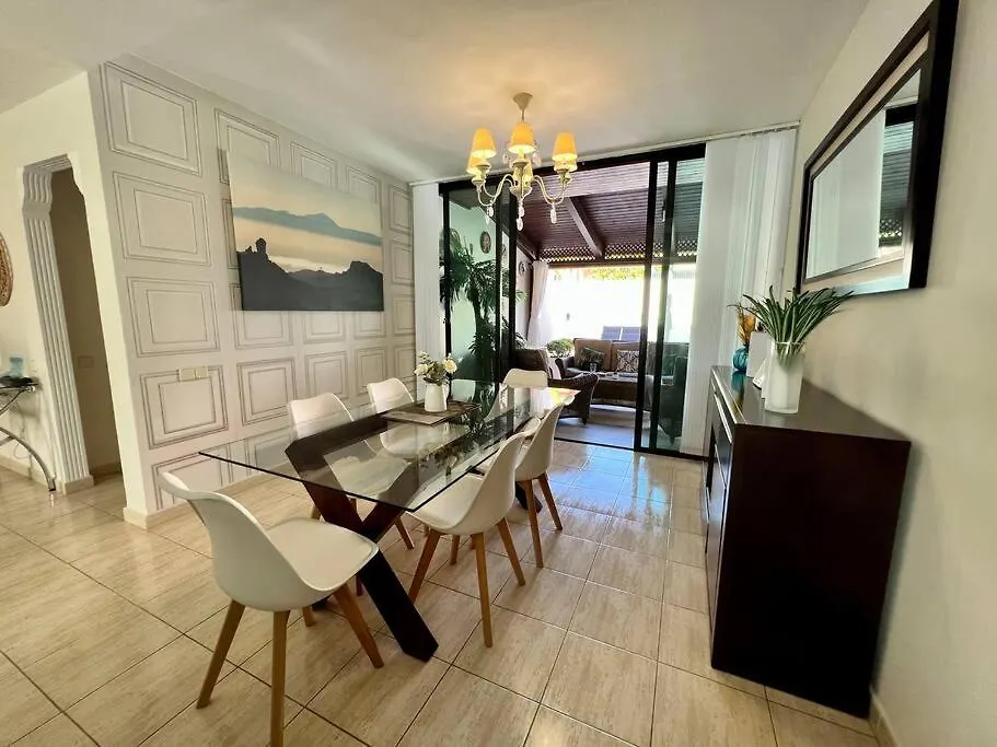 Beautiful 3-Bedroom House In Sonnenland San Bartolome de Tirajana  0*, San Bartolome de Tirajana (Gran Canaria)