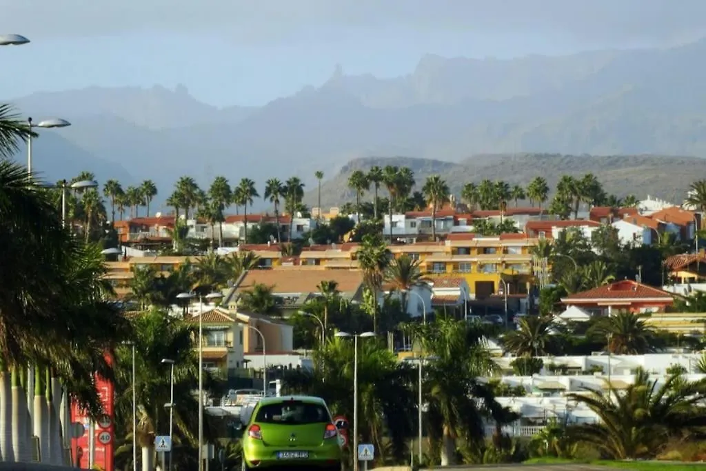 Beautiful 3-Bedroom House In Sonnenland San Bartolome de Tirajana  Villa San Bartolome de Tirajana (Gran Canaria)