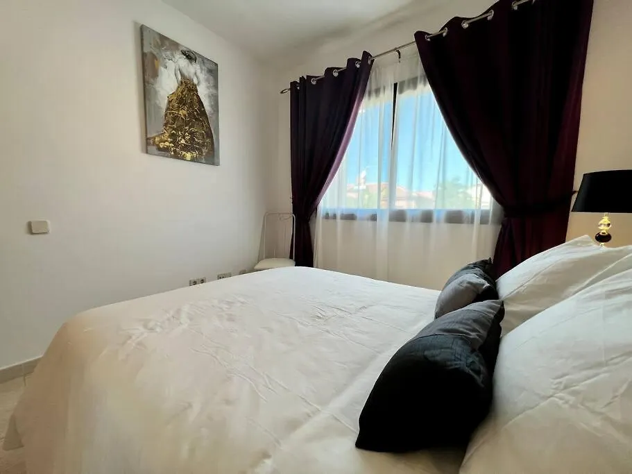 Beautiful 3-Bedroom House In Sonnenland San Bartolome de Tirajana  San Bartolome de Tirajana (Gran Canaria)