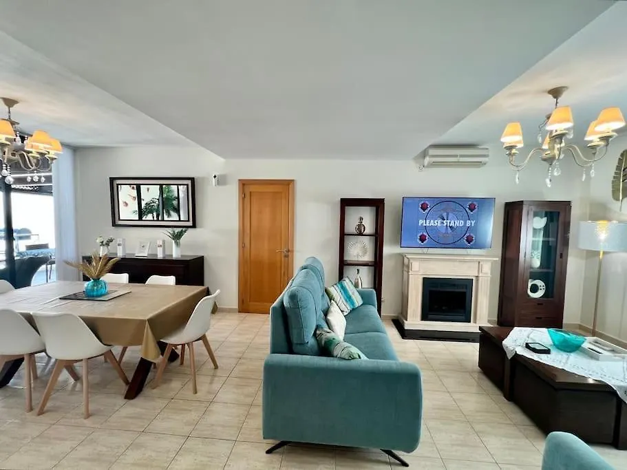 Beautiful 3-Bedroom House In Sonnenland San Bartolome de Tirajana  0*, San Bartolome de Tirajana (Gran Canaria)