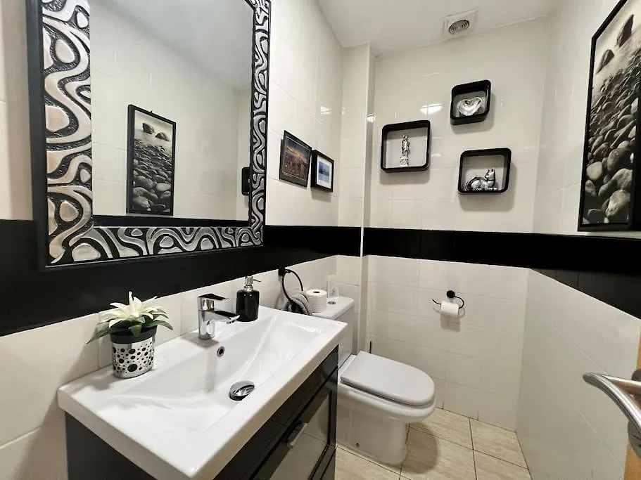 Beautiful 3-Bedroom House In Sonnenland San Bartolomé Vila